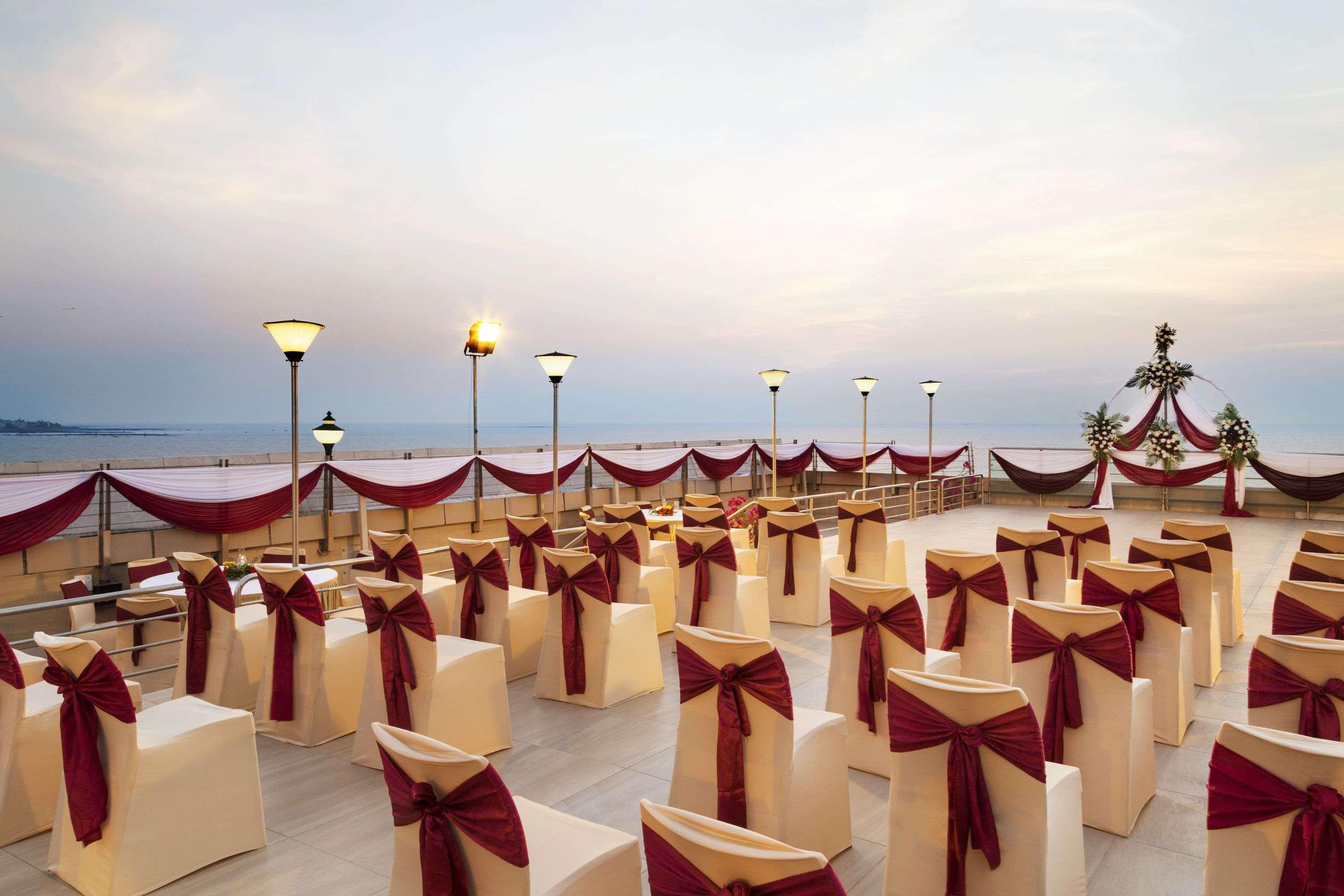 Hotel Ramada Plaza By Wyndham Palm Grove Bombaj Zewnętrze zdjęcie The Royal Terrace