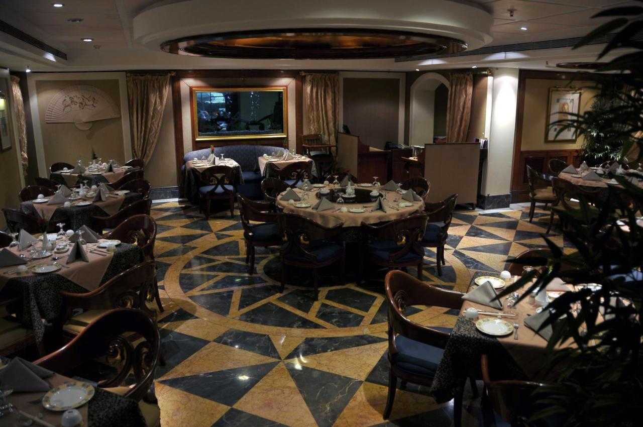 Hotel Ramada Plaza By Wyndham Palm Grove Bombaj Zewnętrze zdjęcie The restaurant