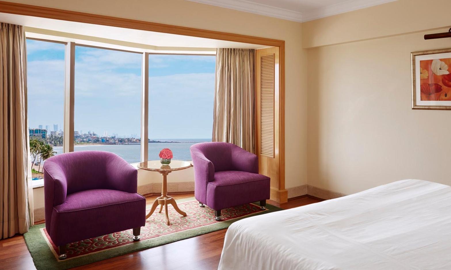 Hotel Ramada Plaza By Wyndham Palm Grove Bombaj Zewnętrze zdjęcie A room at the hotel